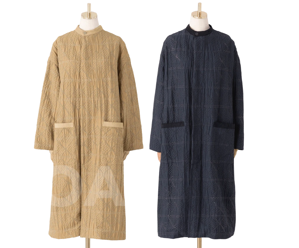 すっきり - ラインシルエットのコート。ジャガード生地の風合いがポイントに。