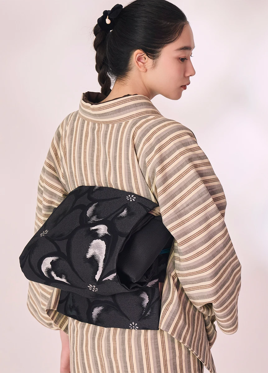 西陣九寸名古屋帯 花影 黒