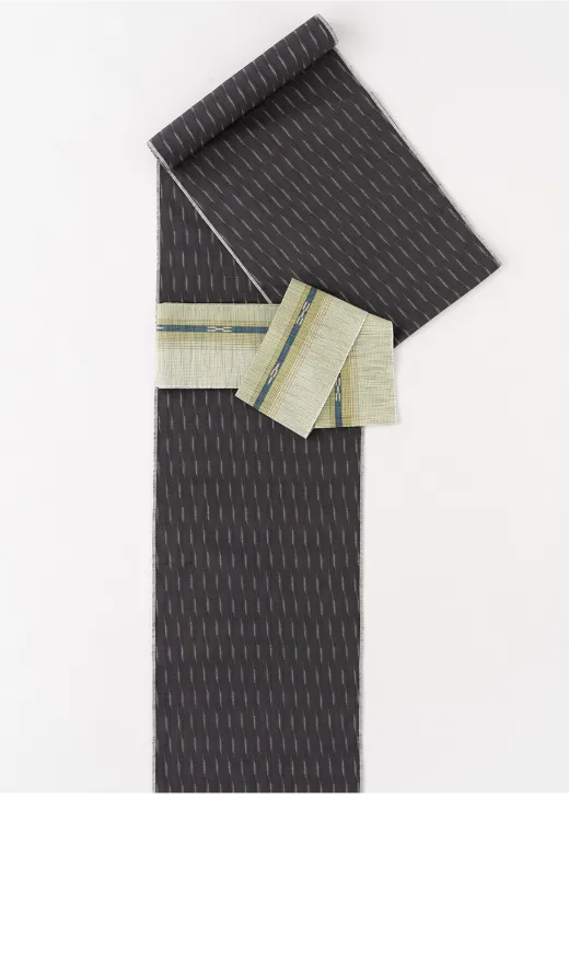 結城 奥順謹製 結城紬　絣 374,000円（税込／特選手縫仕立付）