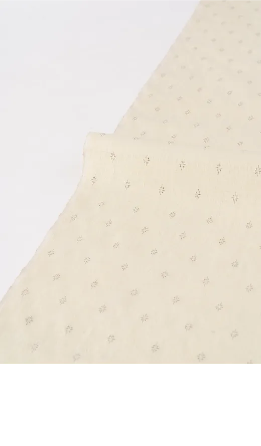 結城 龍田屋謹製 本場結城紬　地機　変わり蚊絣 2,420,000円（税込／特選手縫仕立付）