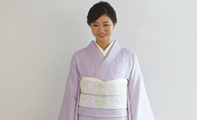 Homongi (ceremonial kimono, luxurious type)＆Tsukesage homongi (ceremonial kimono, reserved type)